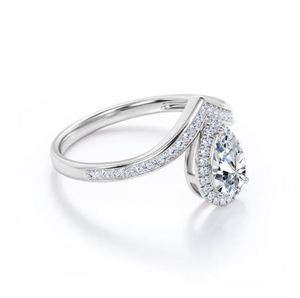 Bague de fiançailles en moissanite taille poire 1,5 carat plaqué or 14K sertie à griffes, luxueuse et élégante, pour mariage, promesse ou cadeau de fête pour elle - Product Image 2