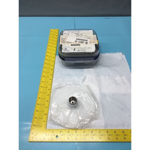 SVG Track Systems 99-23217-01 Spin Chuck Coater 90 - Équipement et pièces semi-conductrices de renommée mondiale et de confiance - Product Image 1