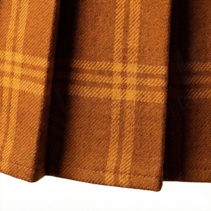 Jupe plissée courte pour femme, motif écossais, en coton et fibre de bambou, style automne, taille normale, tissu tissé, design confortable - Product Image 6