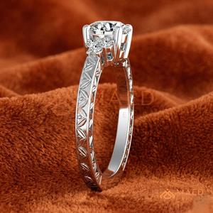 Bague de fiançailles en argent sterling 925 avec coupe princesse, pierres latérales, bande gravée vintage, bague de mariage, bijoux fins pour femmes - Product Image 2