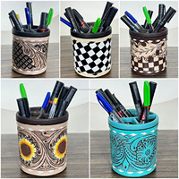 Nouveauté March Expo : Porte-stylo rond en cuir à motif damier, style occidental, fait main, organisateur de bureau, accessoire de bureau artisanal
