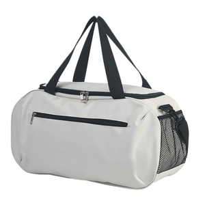 Sac de sport personnalisé avec logo pour hommes et femmes, sac de voyage pour le basketball, sac de yoga grande capacité, sac de gym - Product Image 3