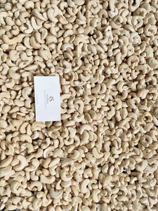 Anacardos Secos Procesados de Vietnam W320, Precio al por Mayor, Empacados en Bolsa al Vacío, Bolsa de Anacardos de 10 kg - Product Image 2