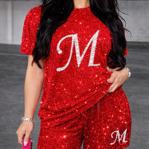 Conjunto de 2 piezas de camiseta y pantalones cortos para mujer, perfecto para uso deportivo diario informal y cómodo con mangas cortas - Product Image 1