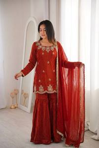 Traje de Fiesta Moderno con Bordado de Lentejuelas, Top, Pantalón y Dupatta, Largo hasta la Rodilla - Product Image 4