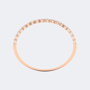 Bracelet manchette en or 5.20CTW avec diamants de laboratoire taille brillant multi-formes, émeraudes et ovales, sertis à griffes, couleur VVS VS DEF, bijoux - Product Image 4