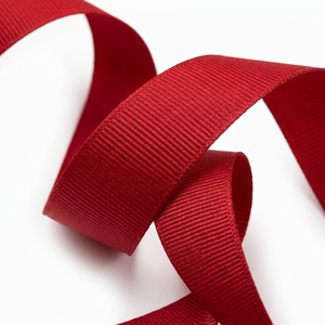 Cinta de grosgrain roja de 12 mm en rollo al por mayor para envolver regalos, lazos para el cabello, embalaje, costura, manualidades, decoración, proyectos de estilismo y eventos. - Product Image 3