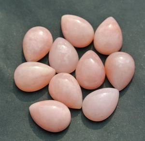 พลอยโอปอลสีชมพูธรรมชาติทรงลูกแพร์แบบคาโบชอง พลอยคาโบชองคุณภาพดีสำหรับทำเครื่องประดับ หินจากซัพพลายเออร์ขายส่ง - Product Image 5