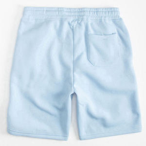 Cómodos pantalones cortos de felpa francesa con costuras de primera calidad, tela transpirable y silueta relajada para looks informales y deportivos. - Product Image 2