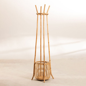 Porte-manteau sur pied en rotin naturel pour chambre et couloir - Product Image 5