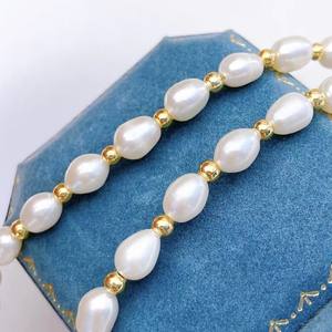 Collar de Perlas de Agua Dulce Versátil y Elegante, Estilo Urbano, Collar de Perlas de Arroz Pequeñas - Product Image 2