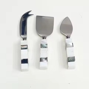 ชุดมีดชีสสไตล์วินเทจ สแตนเลสสตีล อุปกรณ์ตัดชีส ชุดอุปกรณ์เสิร์ฟสำหรับครัวและโต๊ะอาหาร - Product Image 6