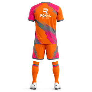 ชุดฟุตบอลชาย RONAL SPORTS สีส้มชมพู ลายเรขาคณิต แขนสั้น ระบายเหงื่อได้ดี ทรงสปอร์ต เหมาะสำหรับทุกฤดูกาล - Product Image 2