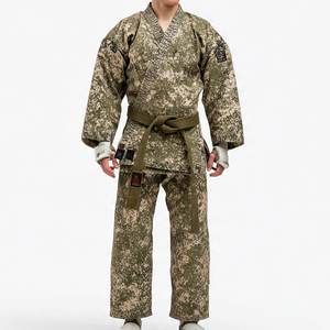 Conjunto Clásico de Chaqueta y Pantalones de Artes Marciales con Cierre Cruzado en Tono Oliva - Product Image 1