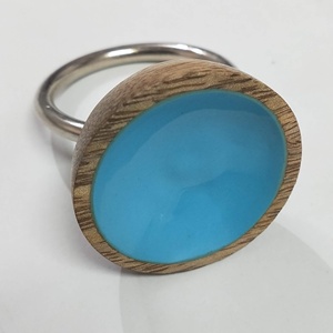 Anneau de serviette contemporain en bois et résine, support élégant pour la décoration de table de fête, finition naturelle, pour une mise en scène de table raffinée - Product Image 2