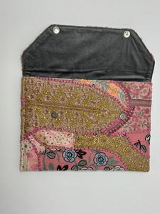 Eco-Friendly <b>Patchwork</b> Recycled Fabric Laptop <b>Bags</b> Handmade Stylish Durable Custom Wholesale Laptop Carry <b>Bags</b> - Product Image 3