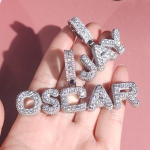 Collier Pendentif Personnalisé avec Initiales Serties de Diamants Moissanite, Style Hip Hop Bling, Bijoux pour Hommes - Product Image 1