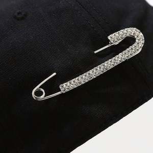 Gorra deportiva de algodón para mujer, estilo béisbol, para correr y ciclismo, con diseño de diamantes y pin metálico, ideal para el verano. - Product Image 4