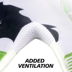 Gants de football américain en silicone 7v7 de haute qualité, personnalisés et imprimés, avec technologie antidérapante pour des prises sécurisées - Product Image 2