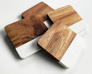 Charme intemporel Dessous de verre en résine et en bois fabriqués à la main Designs uniques pour un décor de table élégant et des cadeaux Caractéristique écologique - Product Image 5