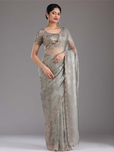Sari de Diseño KV para Mujer con Pedrería (Dorado) y Blusa sin Coser - Product Image 1