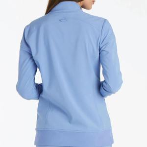 Ropa de Trabajo Unisex Lavable a Máquina de Fácil Cuidado, Ideal para Hospitales, Clínicas, Farmacias y Centros Médicos, para Usar en Todas las Estaciones - Product Image 2