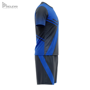 ชุดฟุตบอลแบบสั่งทำ OEM พร้อมลายพิมพ์แบบ Sublimation คอเสื้อแบบ Crew Neck แขนสั้น กางเกงขาสั้นลายเรขาคณิต ชุดกีฬาระบายอากาศได้ดี - Product Image 3