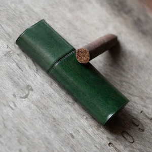 Porte-cigares en cuir pratique pour les voyages avec coupe-cigares intégré, personnalisable, multifonctionnel, élégance et commodité, prix bas - Product Image 3