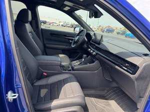 SUV CR-V Híbrido Usado – Versión Premium (Modelo 2024) - Product Image 3