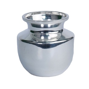 Vente en gros au prix d'usine : Lota en métal argenté ou pot à eau, accessoires pour la cuisine ou le jardin, accessoires de temple en métal Lota - Product Image 1