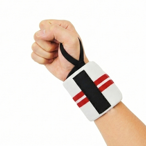 สายรัดข้อมือปรับระดับได้ พร้อมตัวล็อคแบบตะขอเกี่ยว สำหรับยกน้ำหนัก ฟิตเนส ออกกำลังกาย สายรัดข้อมือสำหรับดึงข้อ สายรัดข้อมือสำหรับยกน้ำหนักแบบพาวเวอร์ลิฟติ้ง ใช้ได้ทั้งชายและหญิง - Product Image 4