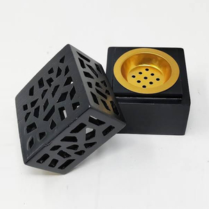 Quemador de Incienso de Madera Geométrico Blanco con Tapa Ventilada con Recortes Intrincados y Taza de Metal Dorado Perforada Extraíble - Product Image 2