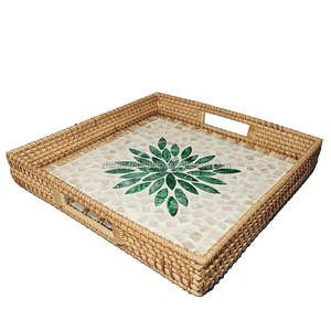 Beau plateau de service abordable en rotin fait à la main avec incrustation de nacre Design rond unique pour le style de table de maison de luxe - Product Image 4