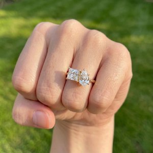 Bague en argent 925 avec moissanite, taille brillant rond, bijoux fins étincelants, bague tendance, cadeau élégant pour femme - Product Image 4