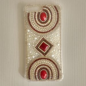 Funda de Teléfono Móvil Hecha a Mano con Cuentas Bordadas y Crochet Plateado y Dorado para Mujer, Personalizada y Elegante - Product Image 4