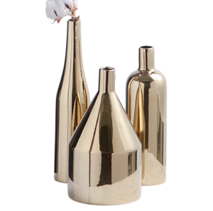 Ensemble de 3 vases de table plaqués or finition brillante, vases décoratifs irréguliers à finition brillante pour la décoration intérieure - Product Image 1