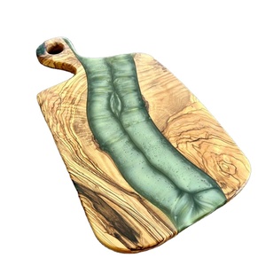 Planche à découper et de service en bois époxy personnalisée Ustensiles de cuisine faits à la main pour hôtels, restaurants et intérieurs de maison - Product Image 6