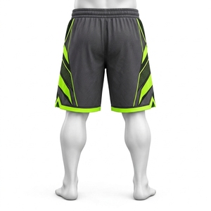 Shorts de basketball sur mesure, fabriqués avec un tissu durable, des coutures de qualité, une structure confortable et une finition soignée. - Product Image 6