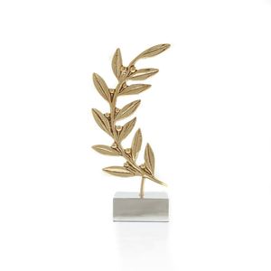 Escultura Moderna de Cinta Abstracta Dorada sobre Base de Mármol, Estatua Metálica Vertical de Lujo para Sala de Estar, Oficina de Alta Gama, Decoración de Estantería - Product Image 3