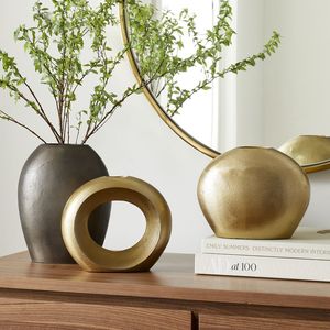 Classic Metal Floral Accent Vase Elegant Home Decoration Wedding Event Centerpiece Handmade Premium Decorative Display Quality - Product Image 6