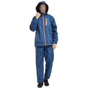 Combinaison de pluie à capuche haut de gamme avec logo personnalisé, légère, imperméable, ajustement réglable, pour toutes les conditions météorologiques - Product Image 4