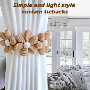 Set di 2 Fermatende Boho a Forma di Girasole, Design Giapponese con Tre Fiori, Graziosi Fermatende per Bastoni e Binari per Tende e Accessori - Product Image 2