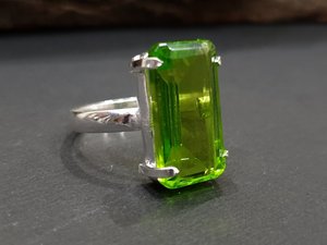 <b>Peridot</b> Rectangle <b>Ring</b> 925 Sterling Silver Handmade Prong Style Boho Jewelry Women Gift Elegant Gemstone <b>Ring</b> - Product Image 5