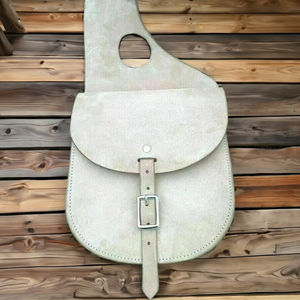 Fournisseur en gros de sacoches de selle de cheval occidentales en cuir véritable au design simple, produits équestres en cuir véritable d'Inde. - Product Image 1