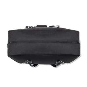 Bolsa de Lona Personalizada de Nylon 600D Negra con Ribete Blanco, Capacidad de 50-70L, para Gimnasio, Viajes y Fines de Semana - Product Image 6