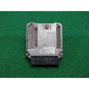 ECUs y Módulos de Computación Usados Sebring 05033701AD - Product Image 1