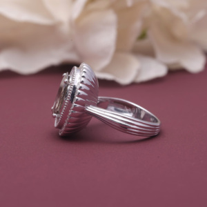 Bague de fiançailles ovale à double halo en diamant de laboratoire certifié IGI, en argent sterling 925 massif, bague de luxe - Product Image 5