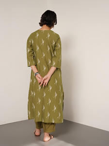 Green Printed Button Down Shirt With Three Quarter Sleeves Turn-down Collar Loose Fit Casual Woven <b>Viscose</b> Cotton Fabric - Product Image 1