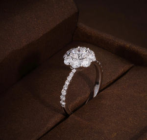 Bague de fiançailles et de mariage pour femme, en argent plaqué, avec diamant de laboratoire certifié IGI, style vintage et tendance - Product Image 3