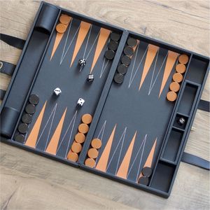 Ensemble de Backgammon en Cuir Grainé Fait Main de Qualité Supérieure, Pièces Exquises Style Marbre et Dés de Précision - Décoration de Table de Luxe pour la Maison - Product Image 5